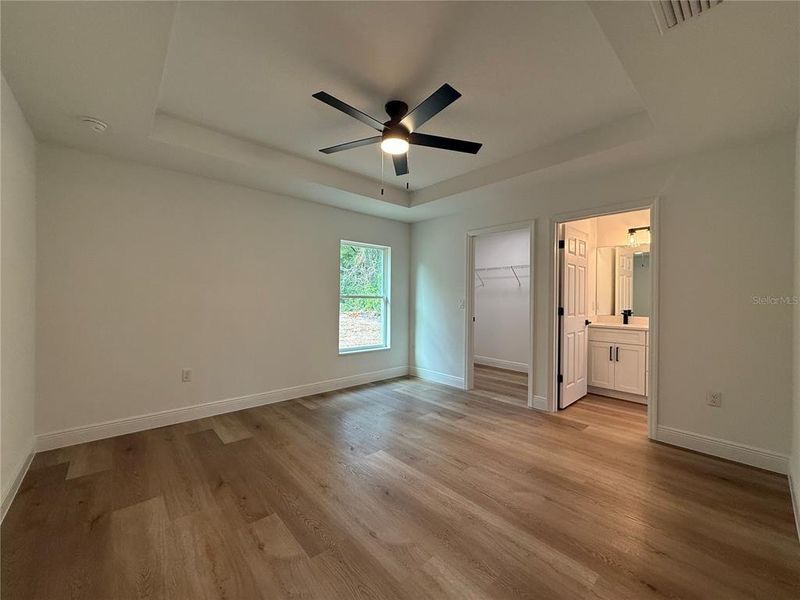 Spacious, unfurnished interior of a new home in , Summerfield (Image 14).