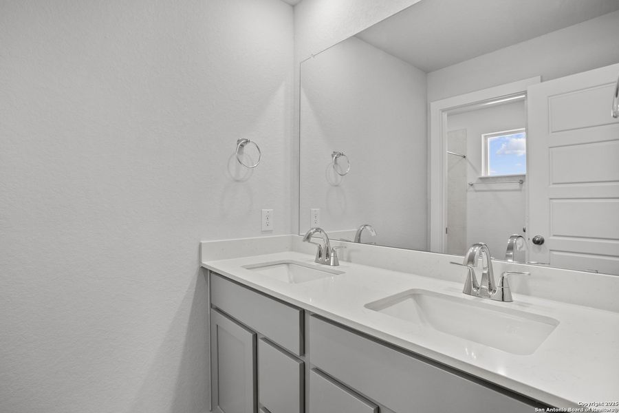 Furnished interior view inside a new home in Rosemont Hill, San Antonio (Image 7).