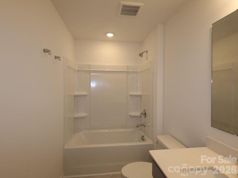 Secodnary bathroom