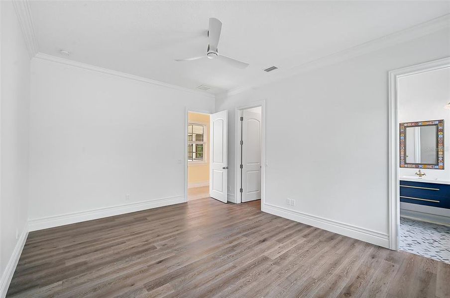 Spacious, unfurnished interior of a new home in , Osprey (Image 16).