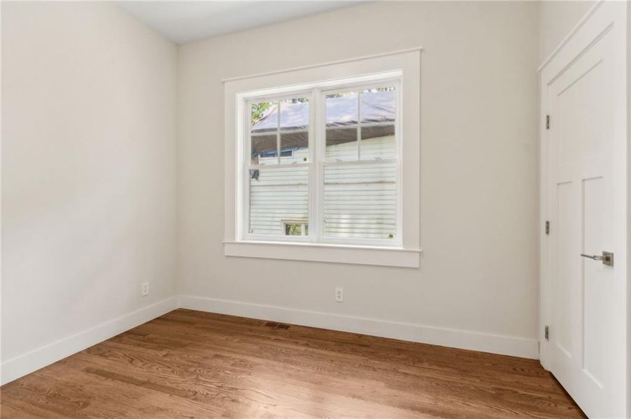 Spacious, unfurnished interior of a new home in , Pine Lake (Image 47).