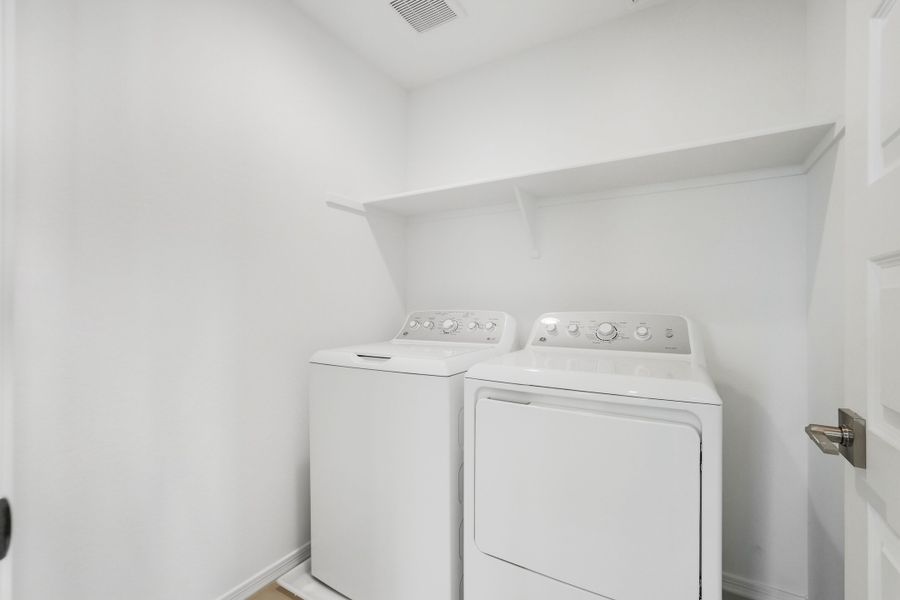 Close-up of interior finishes inside a home in Parkside, Avondale (Image 15).