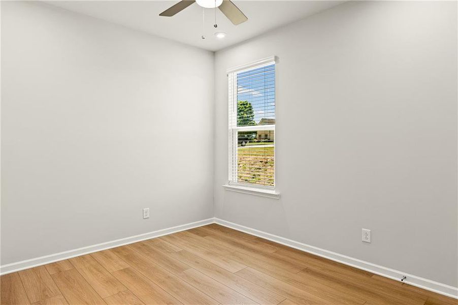 Spacious, unfurnished interior of a new home in Watermist at Mirror Lake, Villa Rica (Image 18).