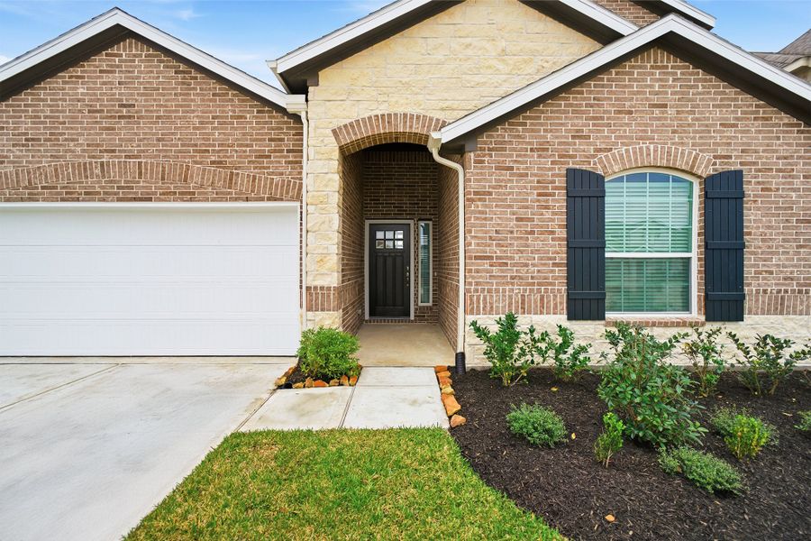 Exterior details and patio area of a home in Windrose Green, Angleton (Image 3). Exterior details and patio area of a home in Windrose Green, Angleton (Image 3).