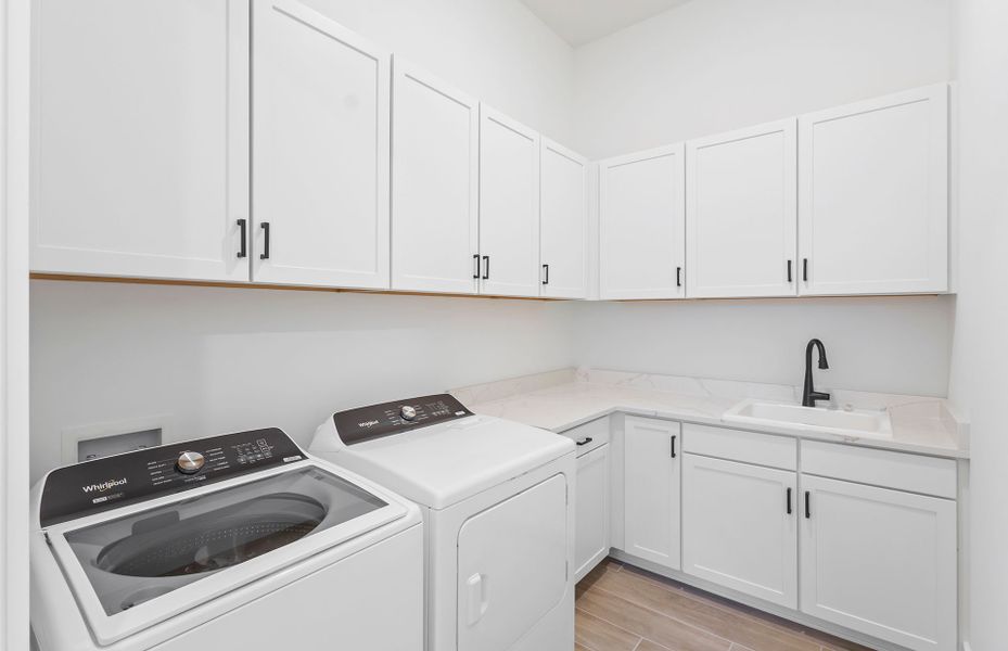 Furnished interior view inside a new home in Terreno, Naples (Image 10). Furnished interior view inside a new home in Terreno, Naples (Image 10).