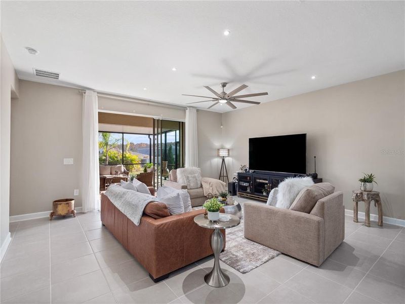 Furnished interior view inside a new home in , Davenport (Image 7).