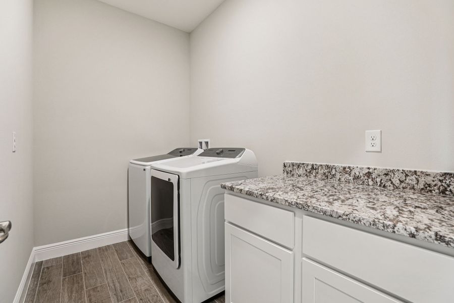 Image 32 of a home in Eagle Crest. Image 32 of a home in Eagle Crest.