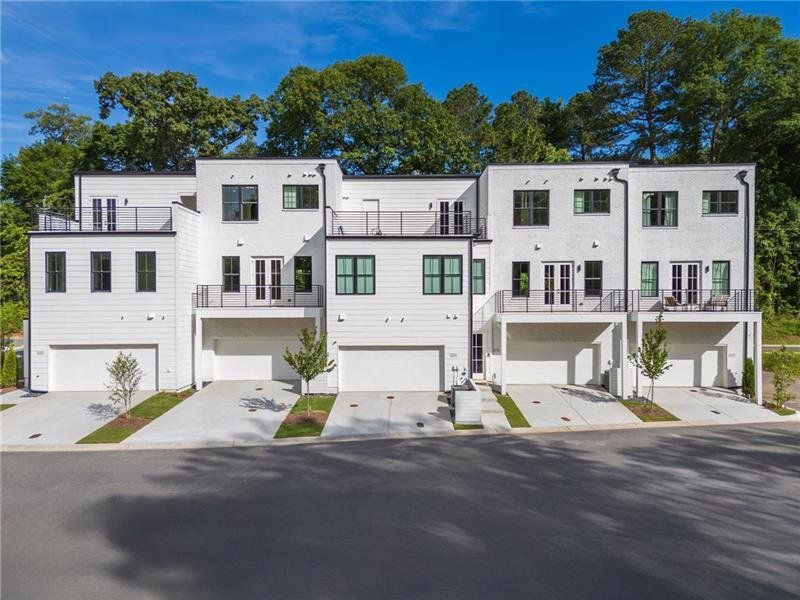 Front exterior of a new home in , Atlanta, GA, highlighting curb appeal (Image 2). Front exterior of a new home in , Atlanta, GA, highlighting curb appeal (Image 2).