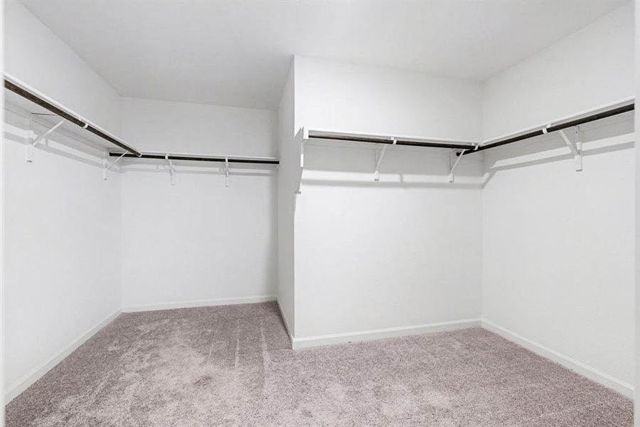 Spacious, unfurnished interior of a new home in , Princeton (Image 30).
