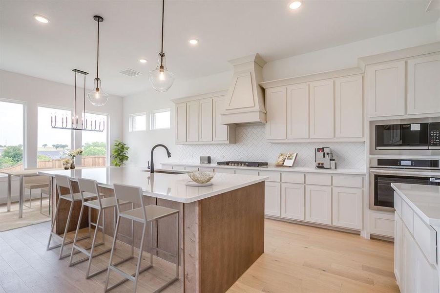 Furnished interior view inside a new home in Talon Hills, Fort Worth (Image 10). Furnished interior view inside a new home in Talon Hills, Fort Worth (Image 10).