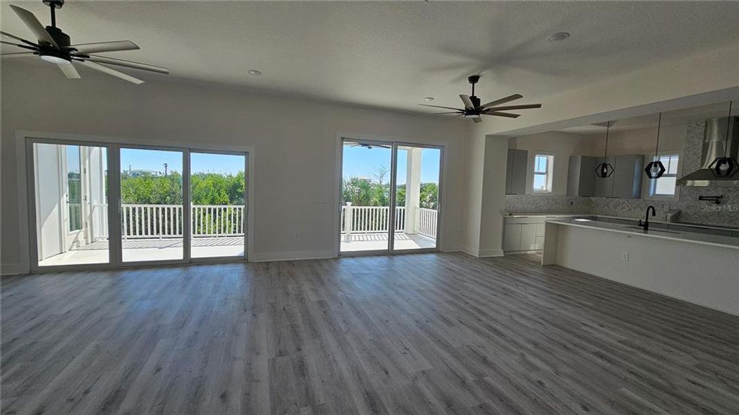 Spacious, unfurnished interior of a new home in , Englewood (Image 32).