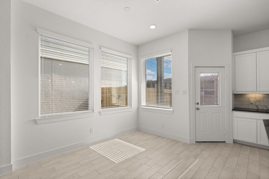 Spacious, unfurnished interior of a new home in Meridiana, Manvel (Image 18).