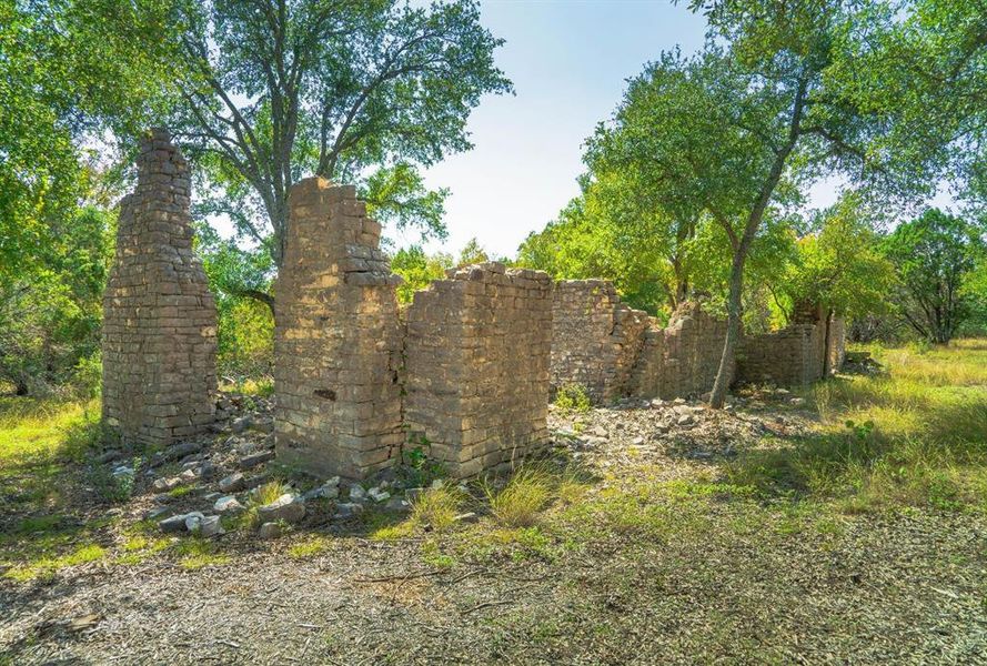 Natural landscape and outdoor views near in Austin (Image 10). Natural landscape and outdoor views near in Austin (Image 10).