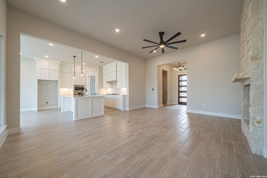 Spacious, unfurnished interior of a new home in , Kerrville (Image 23). Spacious, unfurnished interior of a new home in , Kerrville (Image 23).