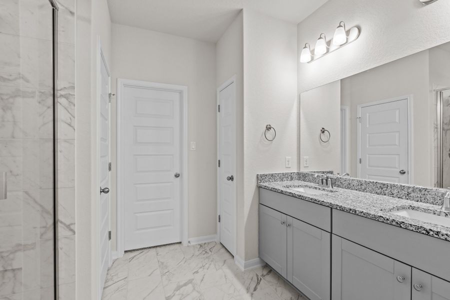 Furnished interior view inside a new home in Veranda: Classic, San Antonio (Image 8).