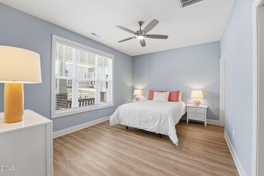 16 First Floor Guest Bedroom 3500 Ameli