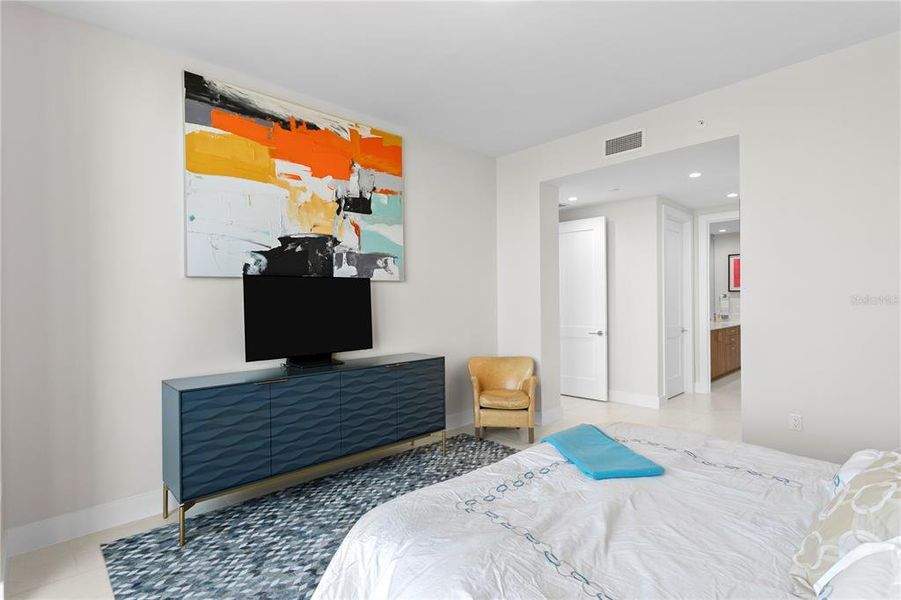 Furnished interior view inside a new home in , St. Petersburg (Image 9).