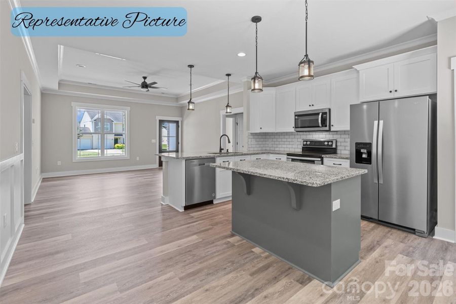 Gorgeous Custom Kitchen w Island