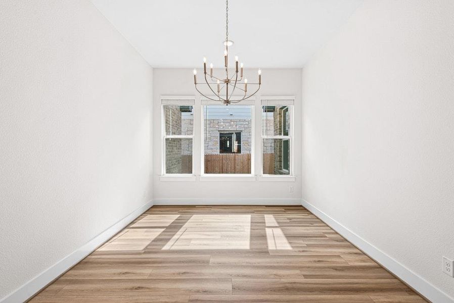 Spacious, unfurnished interior of a new home in Santa Rita Ranch, Liberty Hill (Image 18).