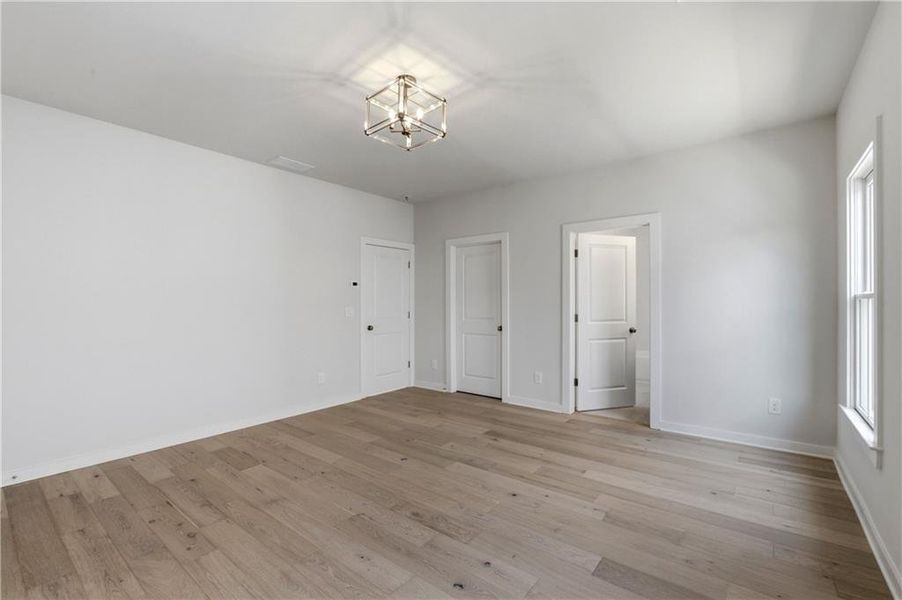 Spacious, unfurnished interior of a new home in , Alpharetta (Image 18).
