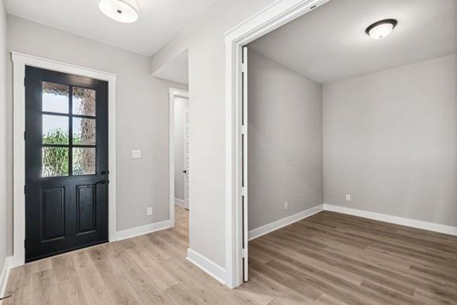 Spacious, unfurnished interior of a new home in The Highlands - Grove Collection, Porter (Image 8). Spacious, unfurnished interior of a new home in The Highlands - Grove Collection, Porter (Image 8).