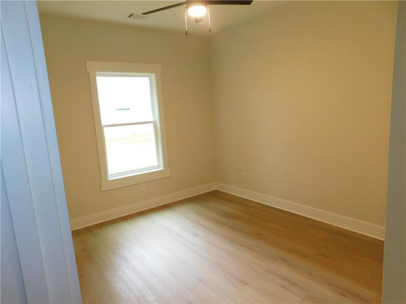 Spacious, unfurnished interior of a new home in , Dahlonega (Image 15).
