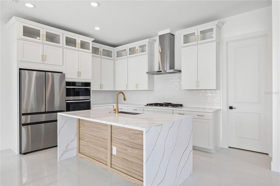 Furnished interior view inside a new home in , Montverde (Image 14).