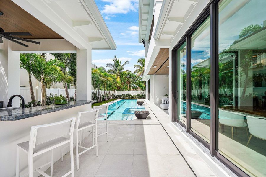 Exterior details and patio area of a home in , Boca Raton (Image 3).