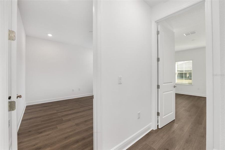 Spacious, unfurnished interior of a new home in , Ocala (Image 48).