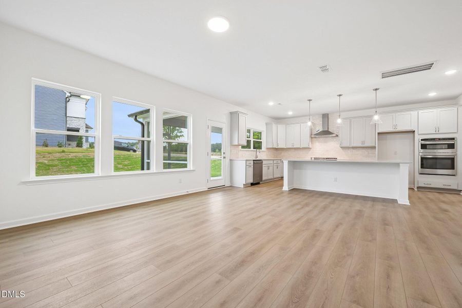 12-web-or-mls-Compeer Wy-S3004-012