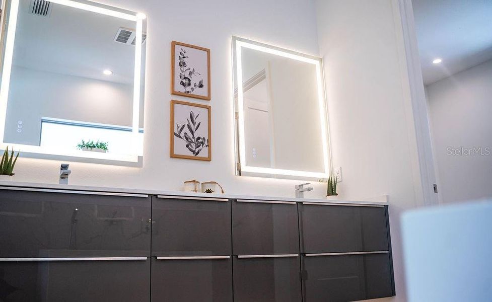 Furnished interior view inside a new home in , Sarasota (Image 5).