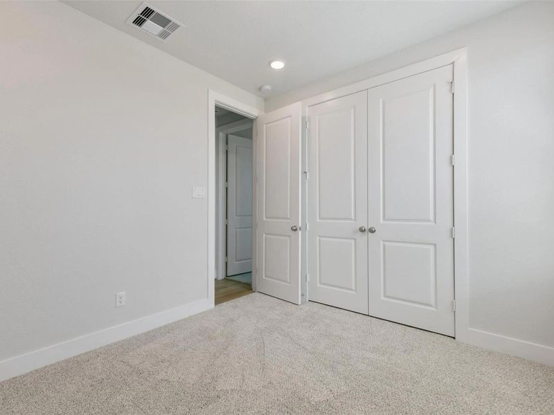 Spacious, unfurnished interior of a new home in Lago Mar, Texas City (Image 31). Spacious, unfurnished interior of a new home in Lago Mar, Texas City (Image 31).