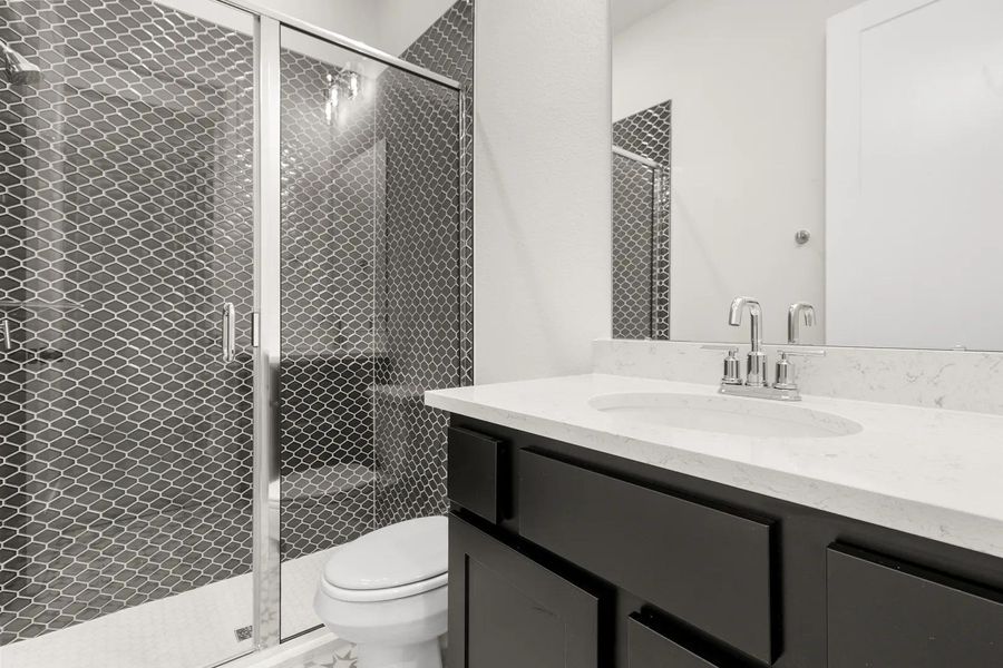 Presley III K bathroom 2