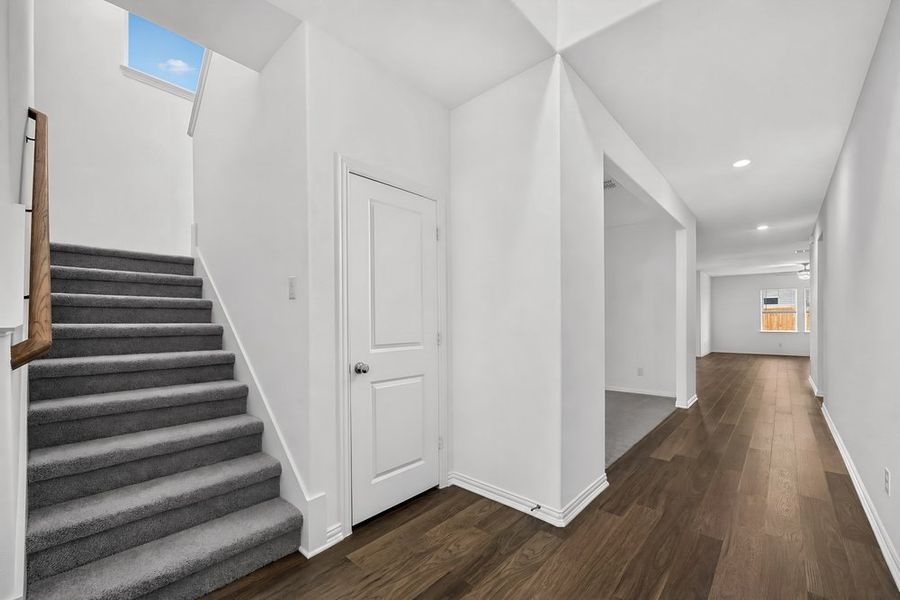 Spacious, unfurnished interior of a new home in River Ridge, Crandall (Image 28). Spacious, unfurnished interior of a new home in River Ridge, Crandall (Image 28).