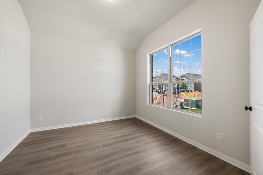 Representative images and renderings are for illustrative purposes. Actual structural options and design finishes of home may vary.