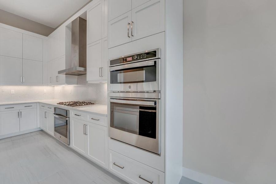 Furnished interior view inside a new home in Apex at Avenir, Palm Beach Gardens (Image 9). Furnished interior view inside a new home in Apex at Avenir, Palm Beach Gardens (Image 9).