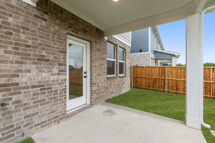 Image 50 of a home in Lake Park Villas.