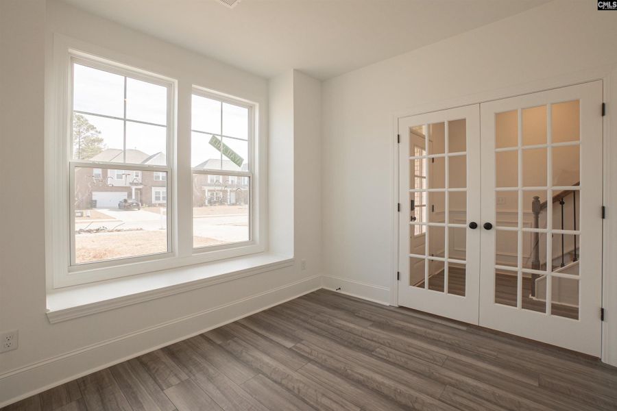 Spacious, unfurnished interior of a new home in Beach Forest, Sumter (Image 15).