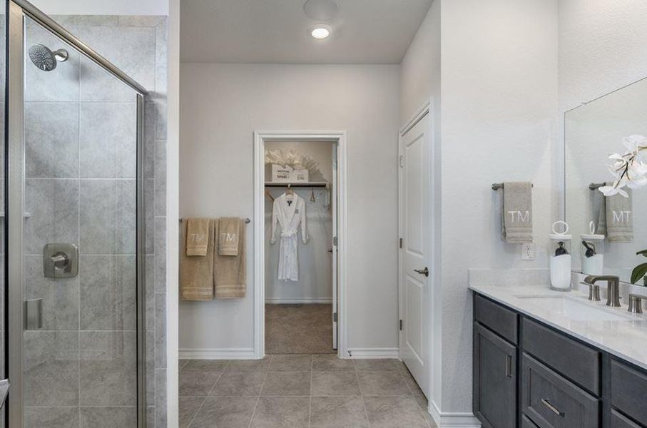 Furnished interior view inside a new home in Emory Crossing 40s, Hutto (Image 7).