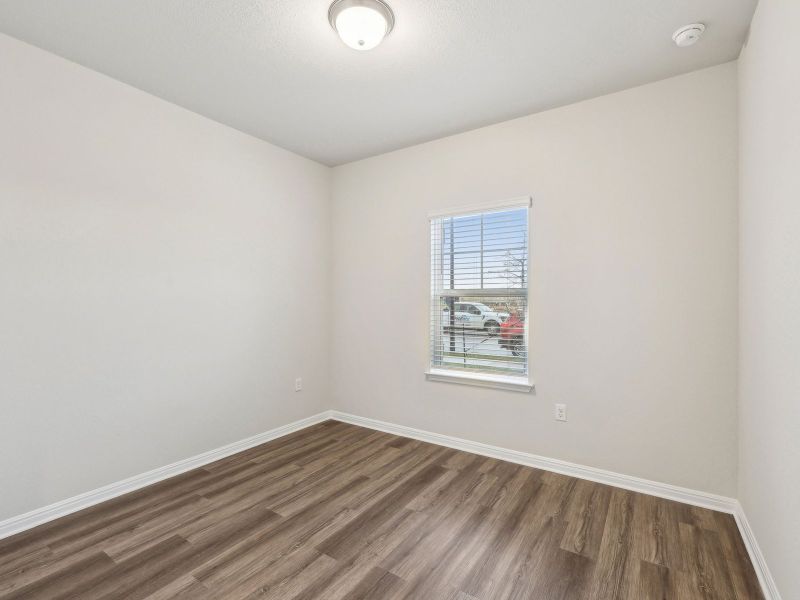 Spacious, unfurnished interior of a new home in Flora, Hutto (Image 10).
