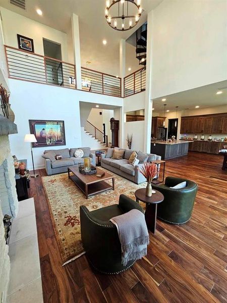 Furnished interior view inside a new home in , Cedar Hill (Image 4).