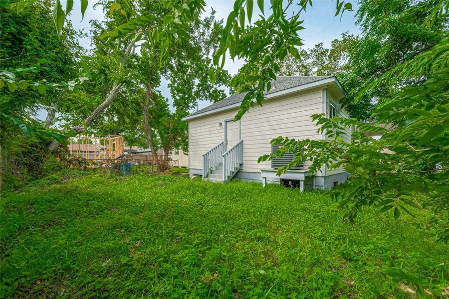 Exterior details and patio area of a home in , Baytown (Image 4). Exterior details and patio area of a home in , Baytown (Image 4).