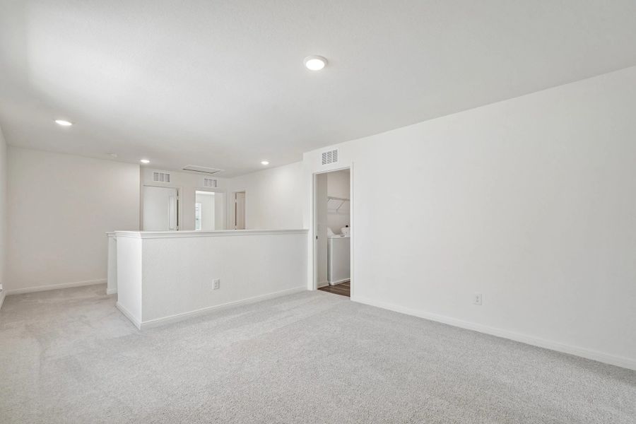 Representative unfurnished interior of a home built from the Barnard by Starlight Homes in The Wilder, Adkins (Image 16).