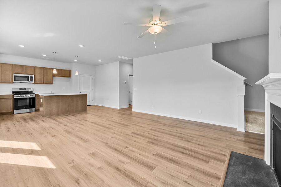 Spacious, unfurnished interior of a new home in Bell West, Kernersville (Image 24).