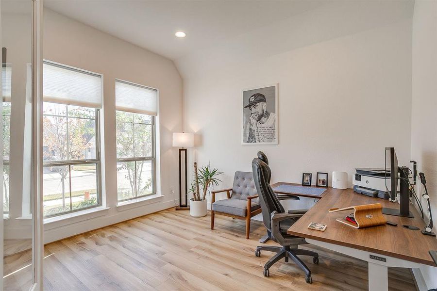Furnished interior view inside a new home in Walsh 70', Fort Worth (Image 19).