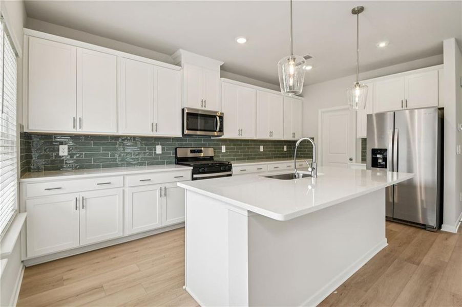 Furnished interior view inside a new home in Creekside at Oxford Park, Fairburn (Image 20). Furnished interior view inside a new home in Creekside at Oxford Park, Fairburn (Image 20).
