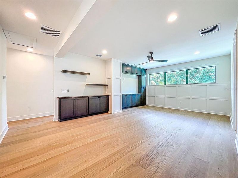 Spacious, unfurnished interior of a new home in , Tampa (Image 74).