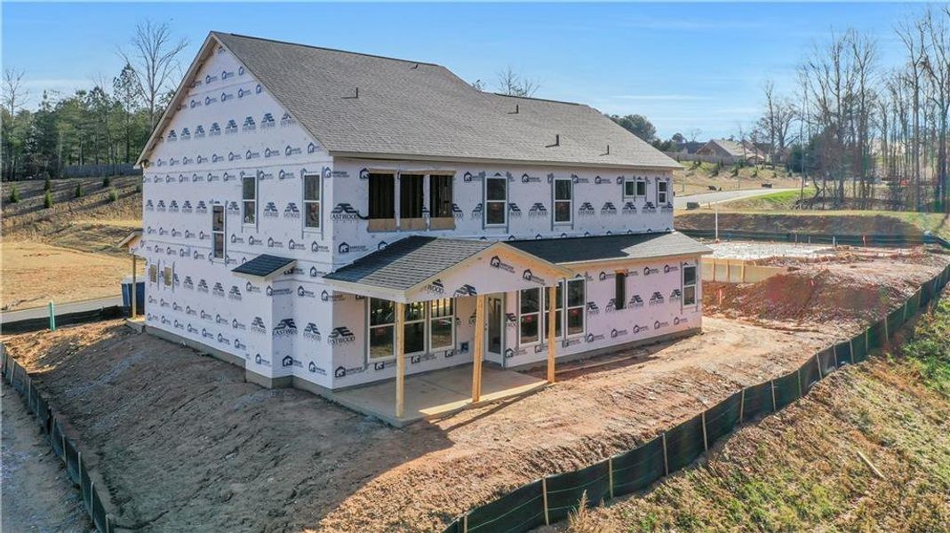 Exterior details and patio area of a home in , Dawsonville (Image 31).