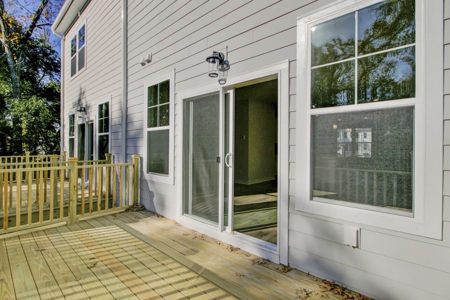 Exterior details and patio area of a home in , Johns Island (Image 3).