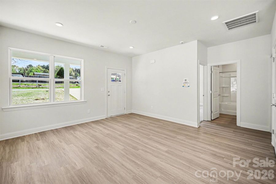 Spacious, unfurnished interior of a new home in , Gastonia (Image 18).